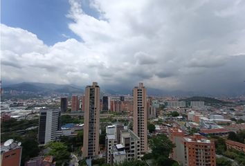 Apartamento en  Castropol, Medellín