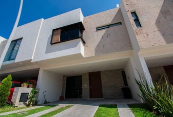 Casa en  Jardines De La Cantera, Zapopan, Jalisco