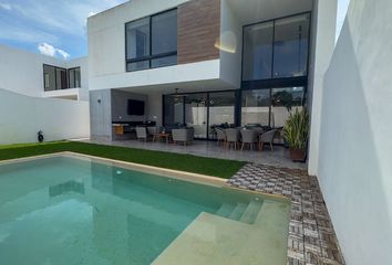 Casa en  Avenida Natura, Cholul, Mérida, Yucatán, 97305, Mex