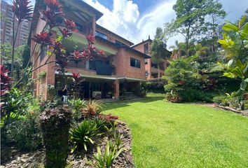 Casa en  El Tesoro, Medellín