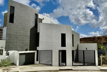 Casa en  Calle Oaxtepec, Colinas De Agua Caliente, Tijuana, Baja California, 22030, Mex