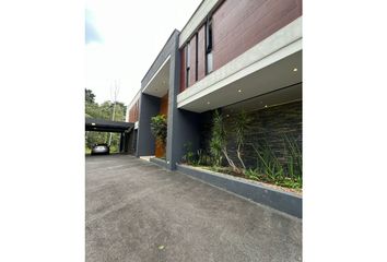 House for rent in Poblado, Medellín