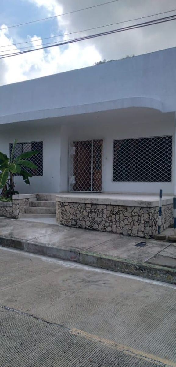 Casa en arriendo El Bosque (Industria de la Bahía) en El Bosque