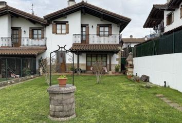 Chalet en  Urdiain, Navarra