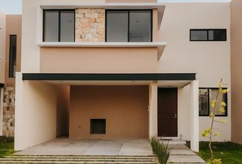 Casa en  Pueblo Conkal, Conkal