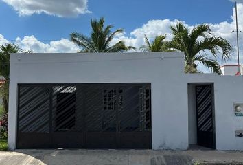 Casa en  Algarrobos Desarrollo Residencial, Mérida, Yucatán