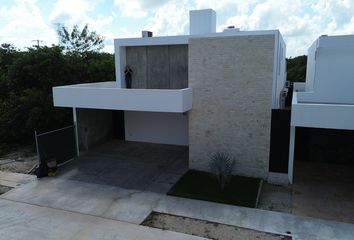 Casa en condominio en  Carretera Conkal - Chicxulub Puerto, Conkal, Yucatán, 97346, Mex