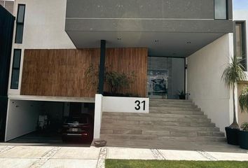 Casa en  San Bernardino Tlaxcalancingo, San Andrés Cholula