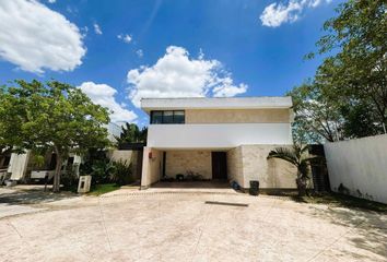 Casa en  Calle 88, Temozón Norte, Mérida, Yucatán, 97305, Mex