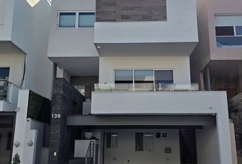 Casa en  Avenida Cumbres, Mitras Poniente, García, Nuevo León, 66035, Mex