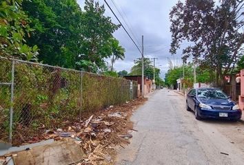Lote de Terreno en  Calle 18 108-108, Cholul, Mérida, Yucatán, 97305, Mex