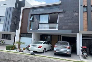 Casa en  Avenida Manuel Ávila Camacho 817, Santiago Xicotenco, San Andrés Cholula, Puebla, 72810, Mex