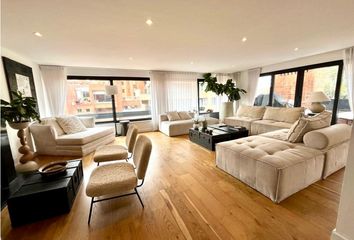 Apartamento en Carrera 1b Este 70a 20, Bogotá, D.c., Distrito Capital, Col