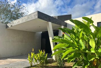Casa en  Yaxkukul, Yucatán