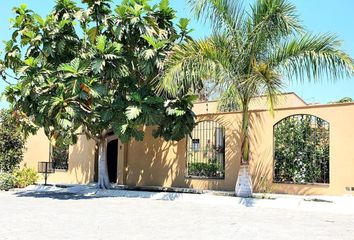 Casa en  Calle La Hierbabuena, Real Nogueras, Comala, Colima, 28450, Mex
