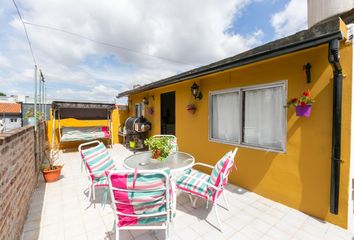 Departamento en  Caseros, Tres De Febrero