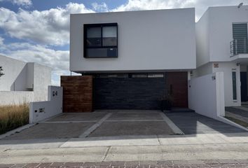 Casa en  Fraccionamiento Cumbres Del Lago, Municipio De Querétaro