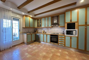 Chalet en  Juslibol, Zaragoza