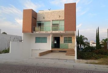 Casa en condominio en  Fraccionamiento Cumbres Del Lago, Municipio De Querétaro