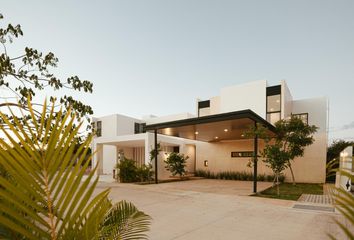 Casa en condominio en  Pueblo Cholul, Mérida, Yucatán