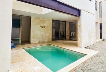 Casa en  Yucatán Country Club, Mérida, Yucatán