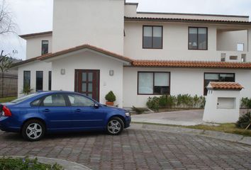 Casa en condominio en  San Luis Mextepec, Zinacantepec