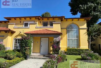 Casa en condominio en  Club De Golf Los Encinos, Lerma