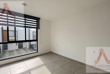 Casa en condominio en  San Mateo Otzacatipan, Toluca