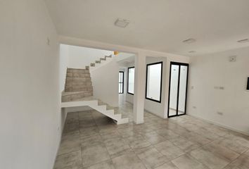 Casa en  Tres Cerritos, Salta Capital