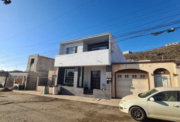 Casa en  Calle Florencia 386-394, Villa Del Real Tercera Sección, Ensenada, Baja California, 22785, Mex