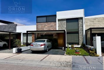 Casa en condominio en  Cañadas Del Lago, Corregidora, Querétaro