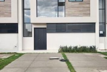 Casa en condominio en  San Mateo Atenco Centro, San Mateo Atenco