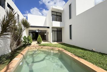 Casa en  Avenida Natura, Cholul, Mérida, Yucatán, 97305, Mex