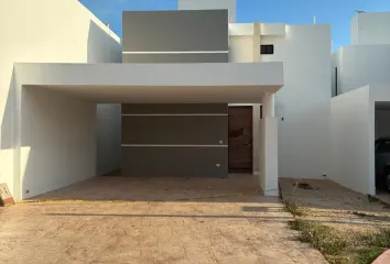 Casa en  Calle 22, Cholul, Mérida, Yucatán, 97305, Mex