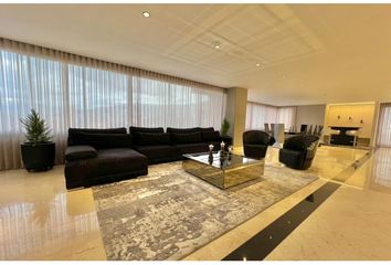 Apartamento en Tibetano 1, Alejandría, Medellín, Antioquia, Col