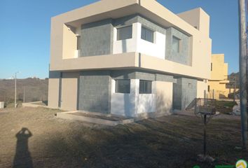 Casa en  Alta Gracia, Santa María, Córdoba, Arg