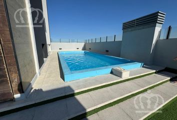 Departamento en  Remedios De Escalada, Partido De Lanús