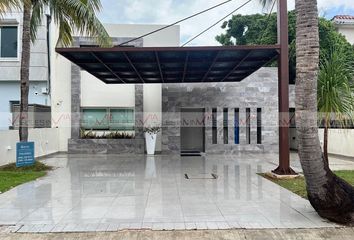 Casa en  Alfredo V Bonfil, Benito Juárez, Quintana Roo, 77560, Mex