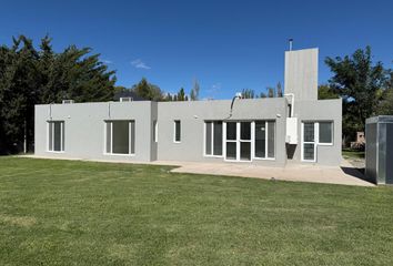 Casa en  Valentina Sur Urbana, Neuquén