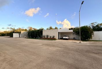 Casa en  Calle 34, Komchén, Mérida, Yucatán, 97302, Mex