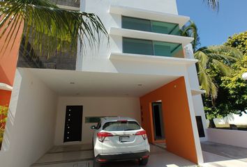 Casa en  Privada La Esperanza 3-31, Las Esperanzas, Ciudad Del Carmen Centro, Carmen, Campeche, 24157, Mex
