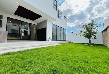 Casa en  Servi Lomas, Parque Sicilia, San Andrés Cholula, Puebla, 72830, Mex