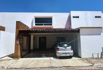Casa en  Calle La Loma, María Luisa, Pueblo De San Bernardino Tlaxcalancingo, San Andrés Cholula, Puebla, 72824, Mex