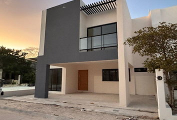 Casa en  Calle Oceanía Oeste 8, Ciudad Del Carmen, Carmen, Campeche, 24157, Mex