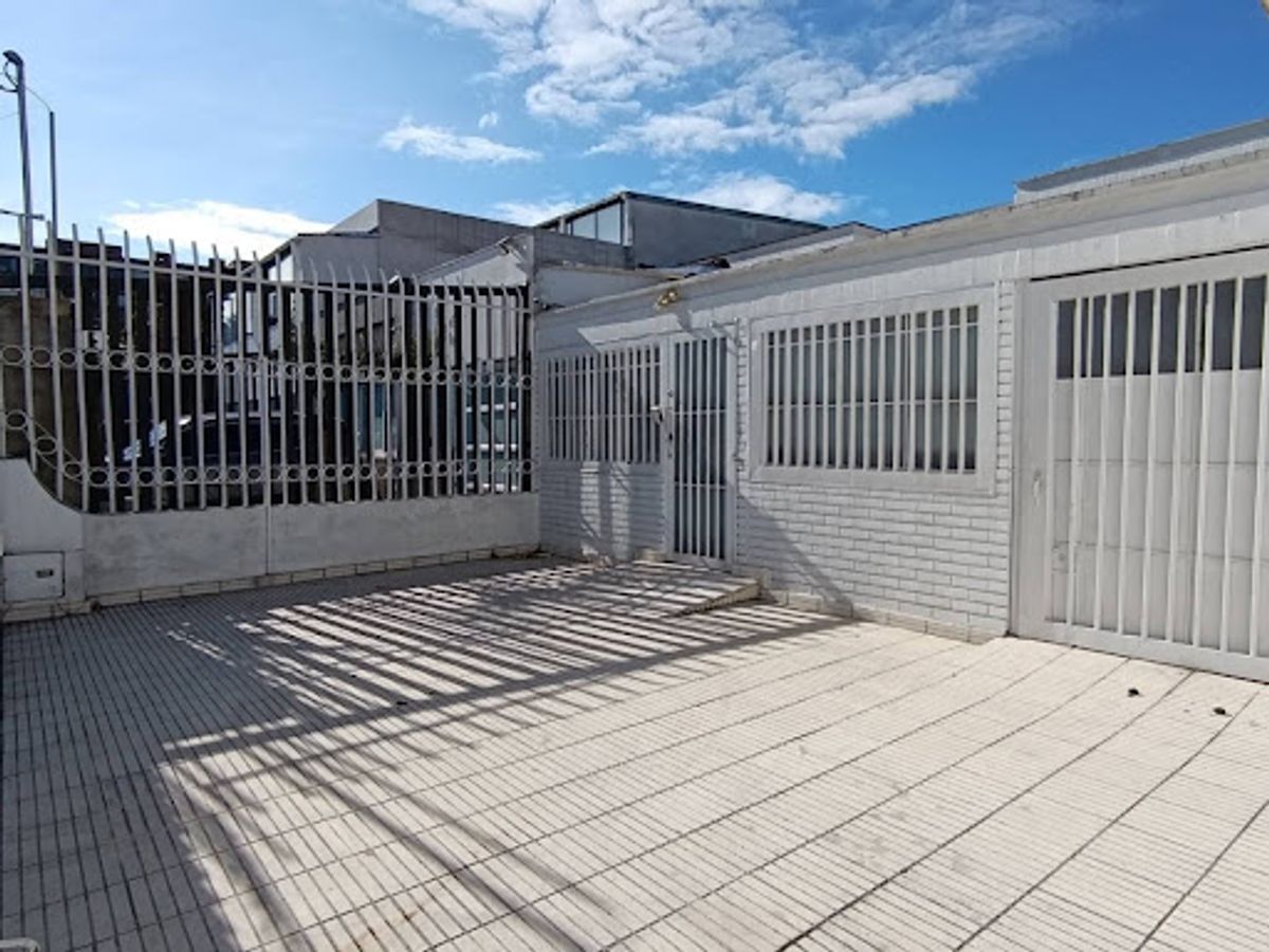 Casa en arriendo Lago Gaitán (Norte) en Lago Gaitan