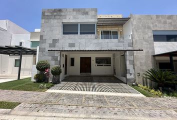 Casa en  Calle Cholula, Lomas De Angelópolis Ii, Pueblo De San Bernardino Tlaxcalancingo, San Andrés Cholula, Puebla, 72830, Mex