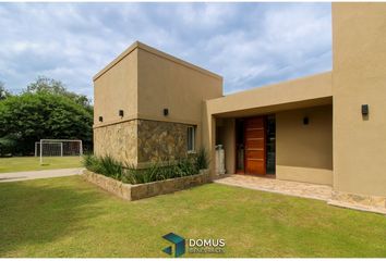 Casa en  Cerrillos, Salta