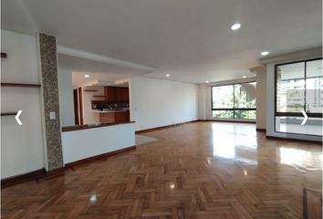 Apartamento en El Castillo, Medellín