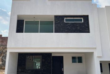 Casa en  Calle Agrela, Fraccionamiento Pontevedra, Tlajomulco De Zúñiga, Jalisco, 45645, Mex