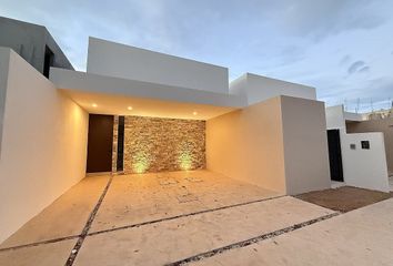 Casa en  Carretera Mérida - Progreso - Dzityá - Umán, Dzitya, Mérida, Yucatán, 97302, Mex